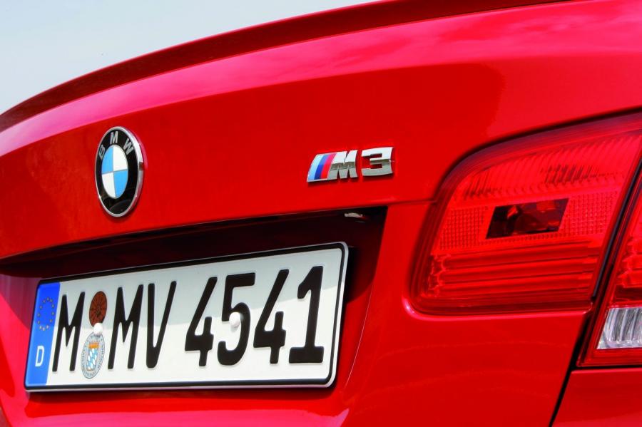  BMW M3 2008 года  (фото 194 из 219)
